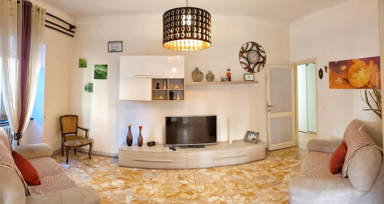 Holiday Home Zia Gina ローマ エクステリア 写真